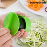 Aparat de tocat legume in spirala Mini Spiralicer InnovaGoods Kitchen Foodies