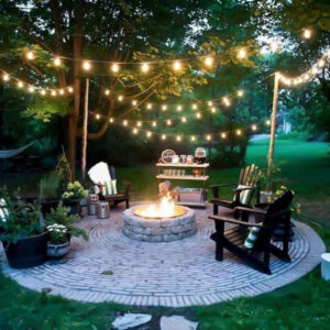 Ghirlanda luminoasa impermeabila pentru gradina 24V, cu 10 becuri economice E27, 6.6 m lungime, lumina monocroma calda