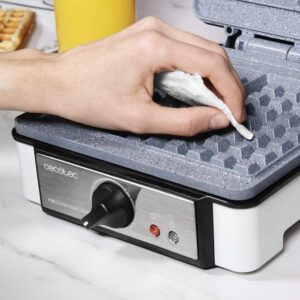 Aparat pentru preparat vafe/gofre Cecotec Fun Gofrestone Double, 1200W, Termostat ajustabil, Invelis antiaderent